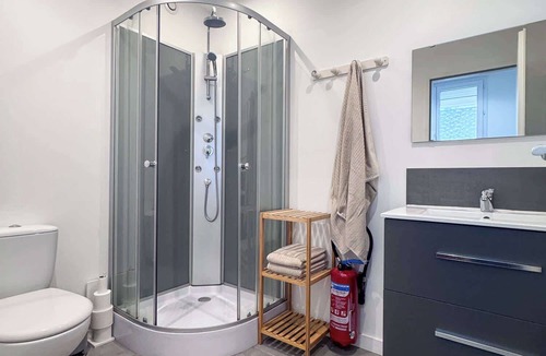 Saint-Mars-la-Reorthe Apartment | Tranquiloue - Studio pratique proche Puy du Fou