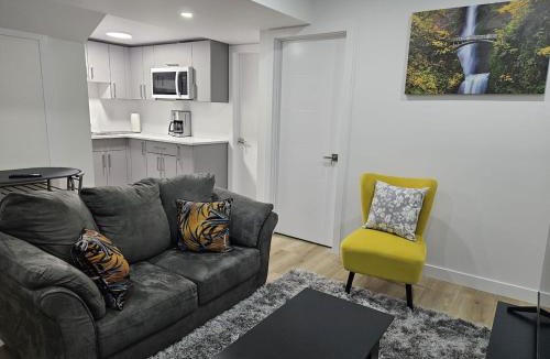 Winnipeg Apartment | Transcona Stay