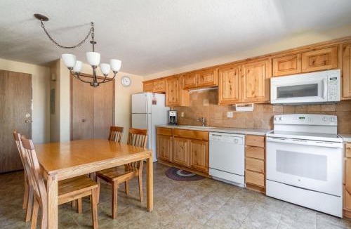 West Yellowstone House | Trapper 8