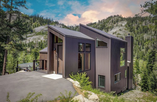 Olympic Valley House | Trapper by AvantStay | A+ Interior Design w/Sauna