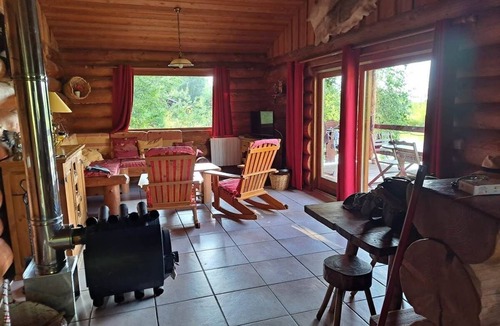 Roches Ski Chalet | Trapper's cabin