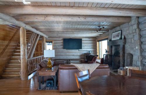 Beaver Creek House | Trappers Cabin