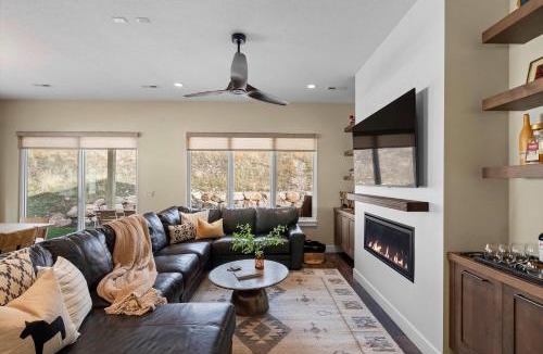 Eden House | Trappers Ridge Home Stunning Mountain Views and Family Fun
