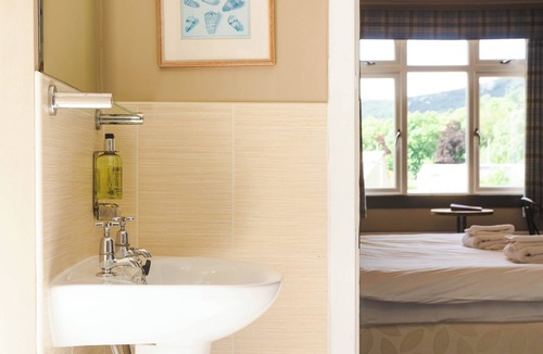 Innerleithen Hotel | Traquair Arms Hotel