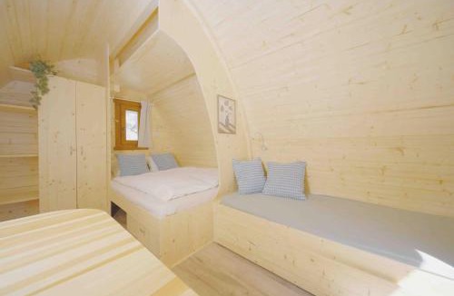 Alpnach Other | Traumhaftes Bungalow mit Seesicht - ohne privates WC und aktuell ohne Terrasse
