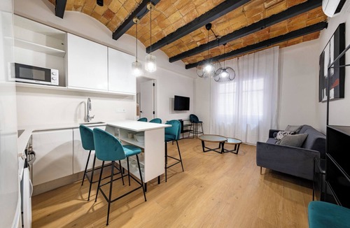 El Baix Guinardo Apartment | TRAV3-1 · 4h - Four Bedroom Apartment, Sleeps 6
