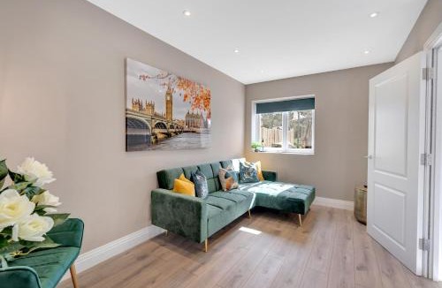 Heathrow Villages Apartment | Travard Heathrow 382