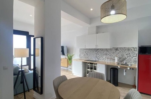 Soternes Apartment | Travel Habitat Bioparc with Terrace Apartment A