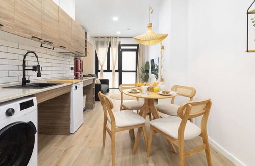 Les Tendetes Apartment | Travel Habitat Nou Mestalla 1