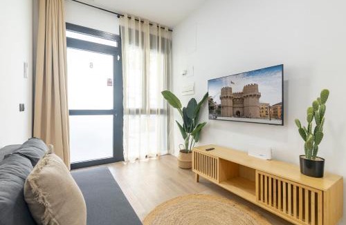 Campanar Apartment | Travel Habitat Nou Mestalla Suites