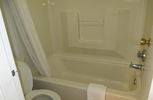 Lakehurst Hotel | Travel Inn and Suites