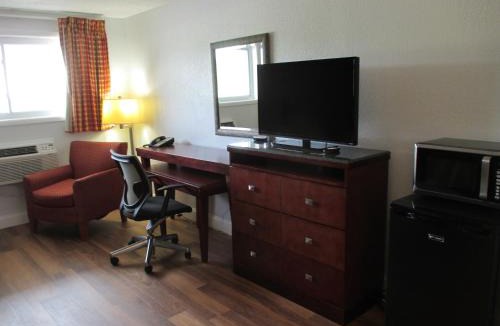 Lakehurst Hotel | Travel Inn and Suites