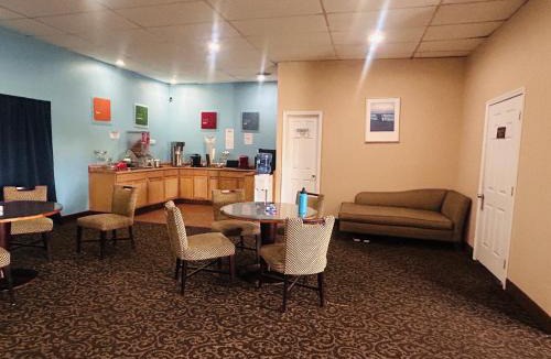 Marston Hotel | Travel Inn Marston I-55 by Hotel O