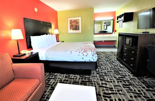 Eutaw Hotel | Travel Inn