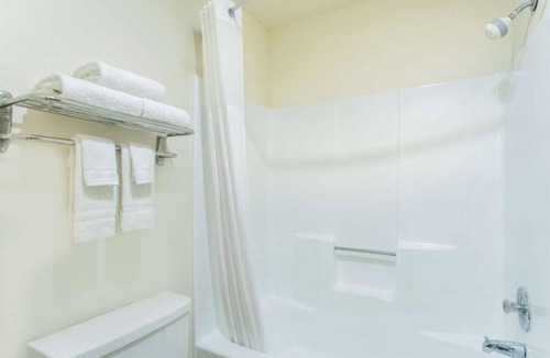 East Mesa Hotel | Travel Inn