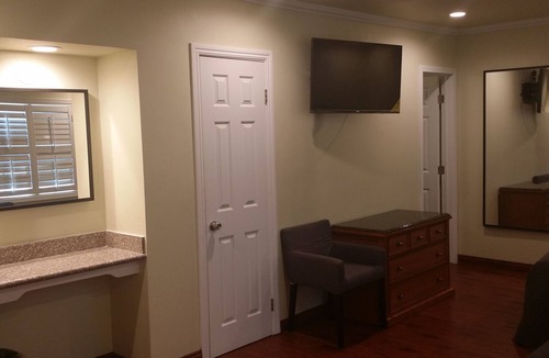 Mosswood Hotel | Travel Inn