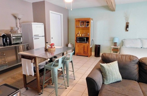 Scofield Farms Apartment | Travel nurse/digital nomadnClean, safe, newly renovated apartment with parking