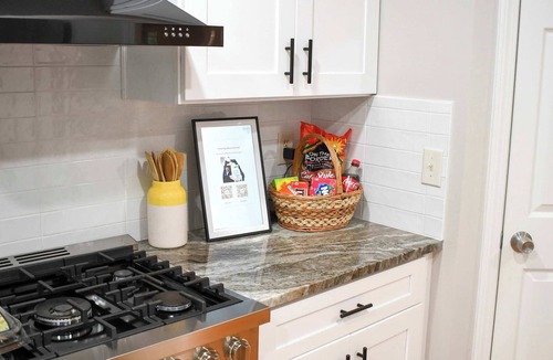 Fayetteville House | Travel Nursing Suite