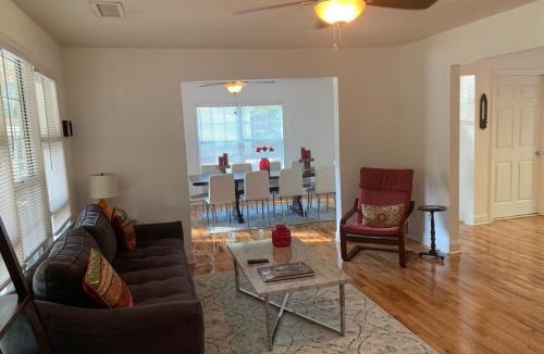 Kennesaw House | Travel Often House