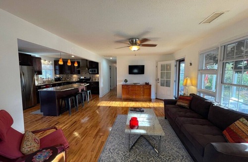 Kennesaw House | Travel Often House