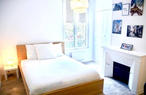 Sens Bed & Breakfast | Travel Paris Shared Accommodation