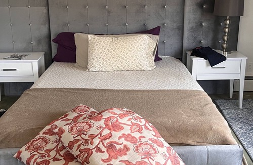 Chatham House | Travel/Remote Work Here. Riverview Private Room