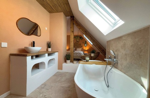 Sarreguemines Apartment | Travel to Bali - Peaceful and relaxing