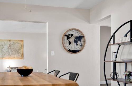 Belleville House | Traveler's Place of Belleville