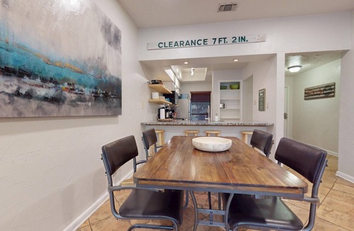 New Braunfels Condo | Travelers Delight on the Comal River! CW C112 : Free Tubes with Rental!