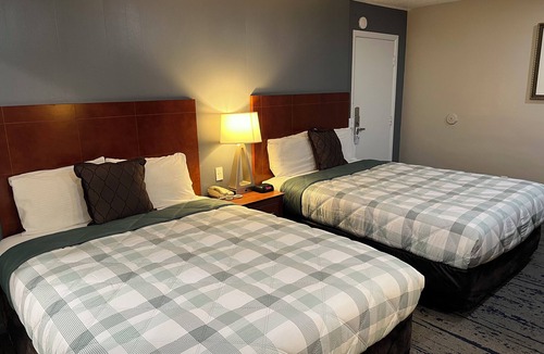 Downtown Eugene Hotel | Travelers Inn Eugene University