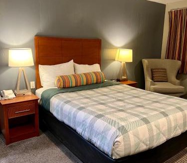 Downtown Eugene Hotel | Travelers Inn Eugene University