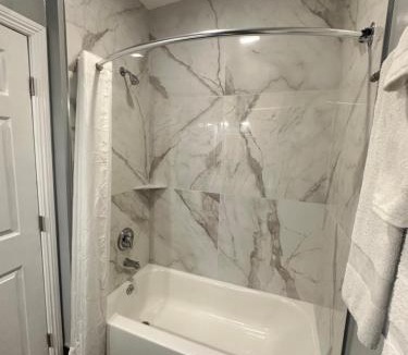 West Sacramento Hotel | Travelers INN