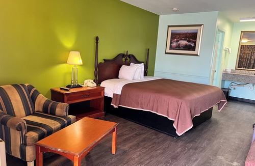 Winston - Salem Hotel | Travelers Inn