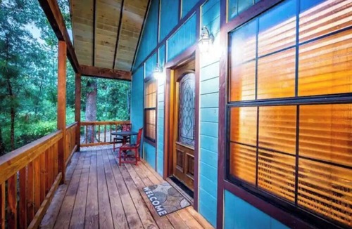 Hochatown Cabin | Travelin Lights;Perfect Cabin Experience- Sleeps 4