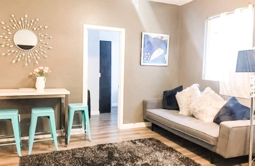 Pacific Terrace Hotel | Traveling with colleagues or another couple? We manage multiple suites in this building — message us about availability.