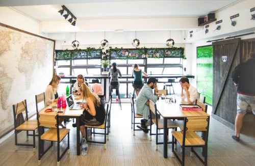 Tanah Rata Hotel | Traveller Bunker Hostel