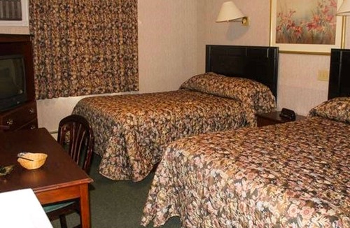 Summerside Hotel | Traveller's Inn