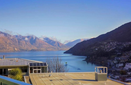 Queenstown City Centre Apartment | Travellers Oasis, Central Queenstown