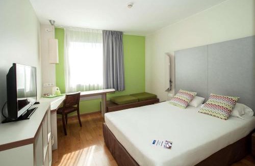 Cornella de Llobregat Hotel | Travelodge BCN Cornella Fira