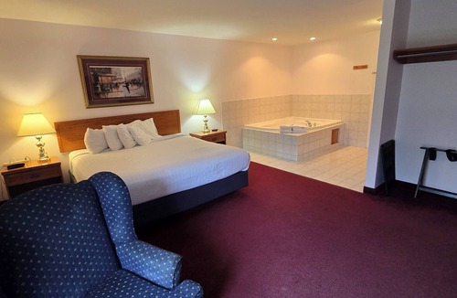 Port Elgin Hotel | Travelodge by Wyndham Port Elgin