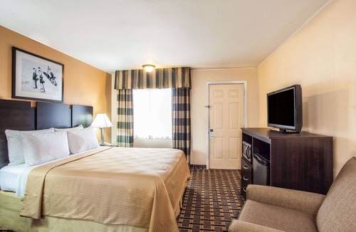 South Burlington Hotel | Travelodge by Wyndham South Burlington