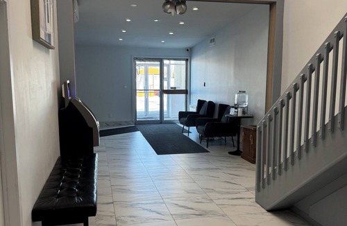 Drummondville Hotel | Travelodge by Wyndham Drummondville