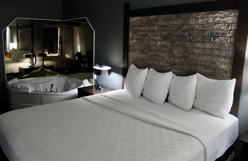 Trois-Rivieres Hotel | Travelodge by Wyndham Trois-Rivieres