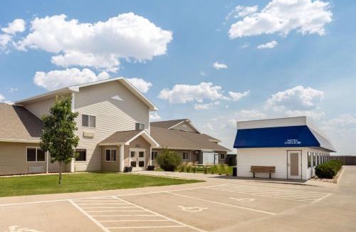 Bill Hotel | Travelodge by Wyndham Bill WY Thunder Basin Ntl Grassland