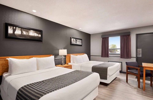 Brandon Hotel | Travelodge by Wyndham Brandon