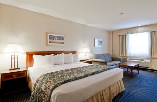 Trenton Hotel | Travelodge by Wyndham Trenton