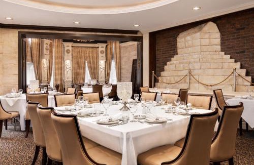 Richmond Hill Hotel | Travelodge by Wyndham Richmond Hill