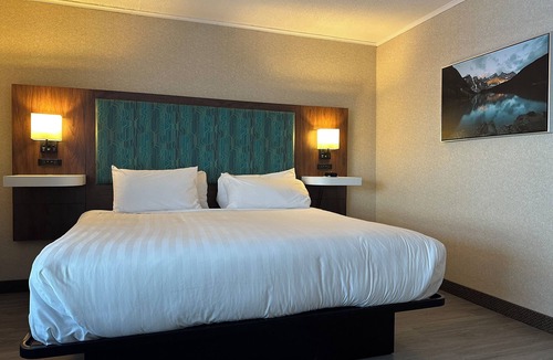 Amherst Hotel | Travelodge by Wyndham Amherst