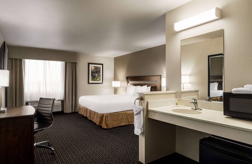 Dexter Hotel | Travelodge by Wyndham Dexter