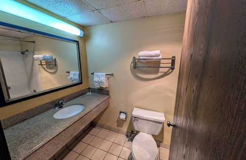 Enid Hotel | Travelodge by Wyndham Enid